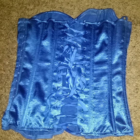 Bustier - Picture 2 of 4